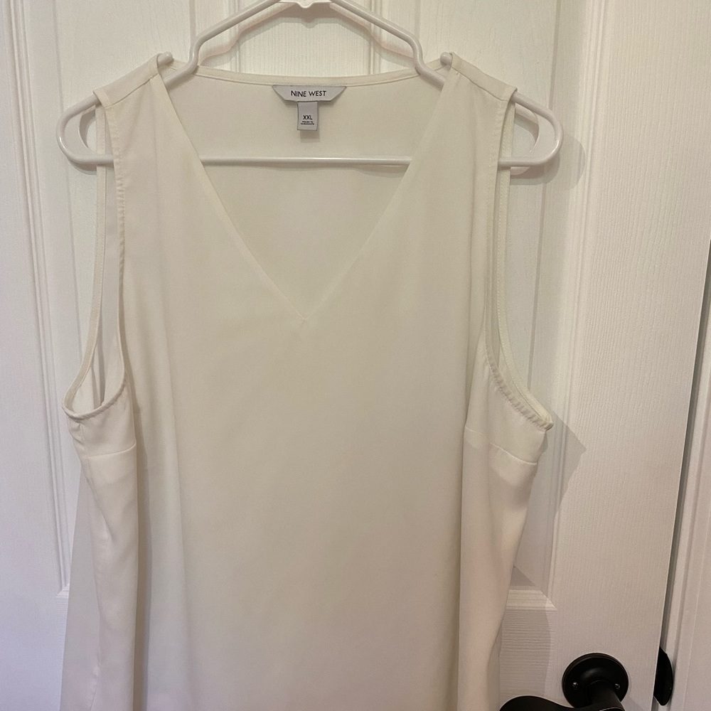 Nine west v-neck blouse
